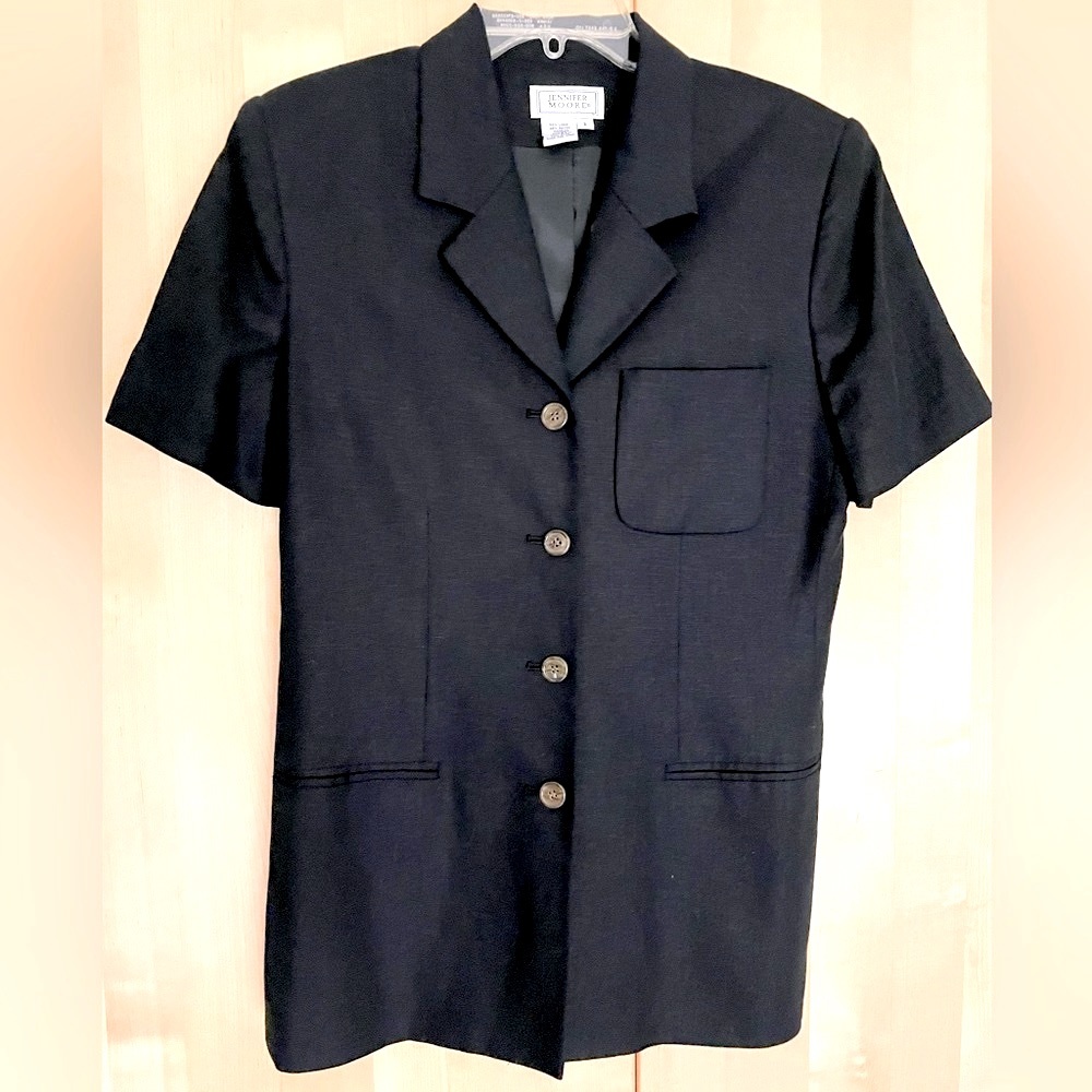 Black short sleeve jacket sz 8